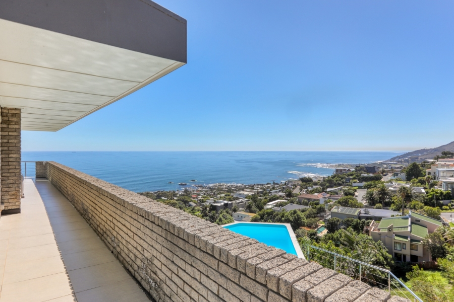 To Let 5 Bedroom Property for Rent in Camps Bay Western Cape